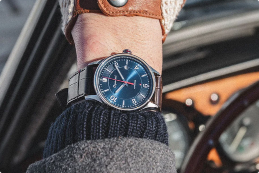 Reloj de Carreras: El Arte de la Precisión Automovilística en tu Muñeca